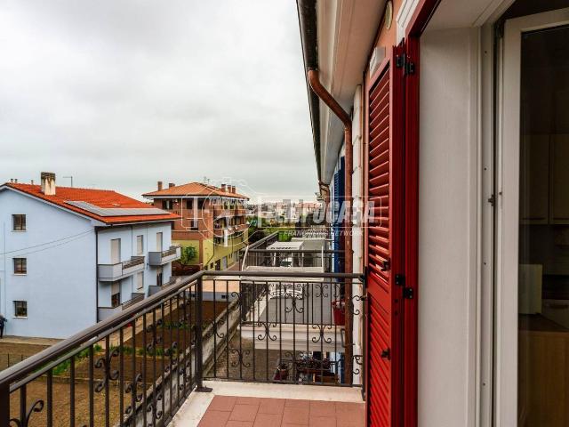 Appartamento in vendita di 83 m² in Via Adua, 22