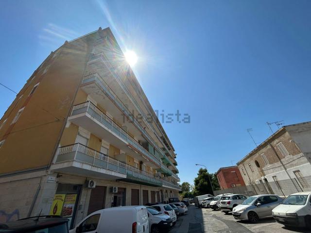 Appartamento in vendita di 83 m² in Via Alessandria, 15