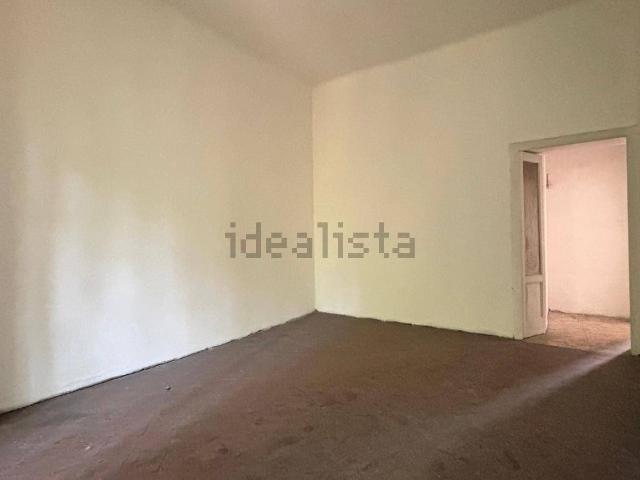 Appartamento in vendita di 83 m² in Via Cenisio, 37