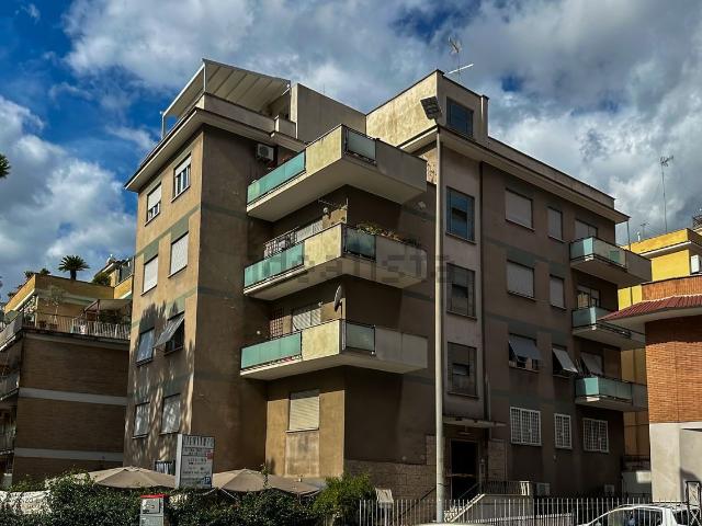 Appartamento in vendita di 83 m² in Via del Forte Braschi, 82
