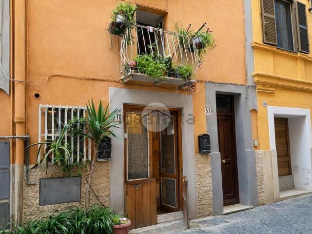 Appartamento in vendita di 83 m² in Via dell&apos Indipendenza, 516