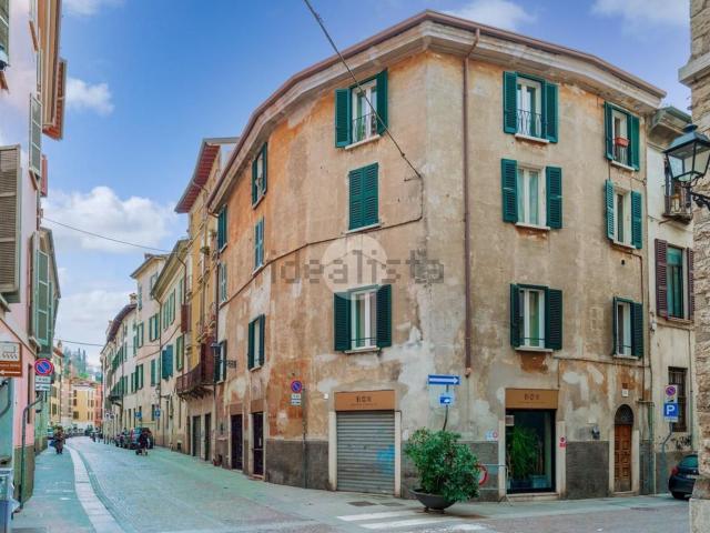Appartamento in vendita di 83 m² in Via delle Battaglie, 44