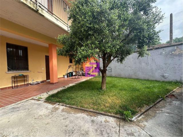 Appartamento in vendita di 83 m² in Via delle Corti, 61