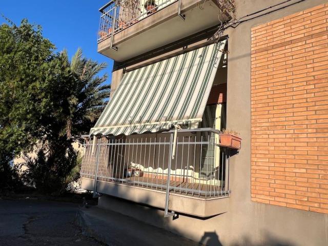 Appartamento in vendita di 83 m² in Via Etna, 10