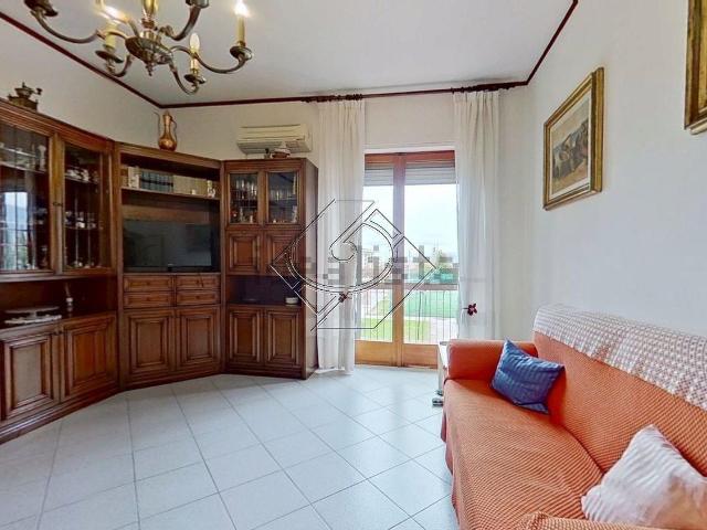 Appartamento in vendita di 83 m² in Via Famiglia Benini
