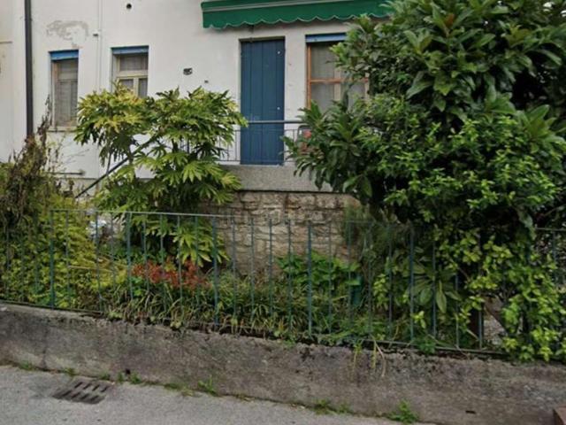 Appartamento in vendita di 83 m² in Via G. Toniolo, 65