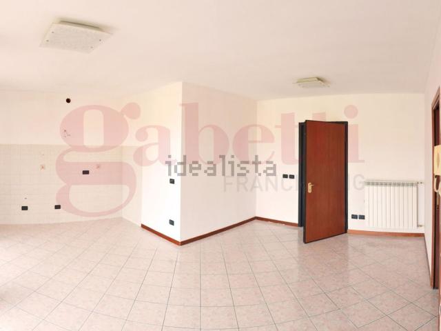 Appartamento in vendita di 83 m² in Via Leone XIII, 45