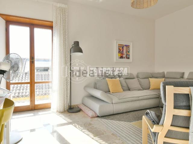 Appartamento in vendita di 95 m² in Via Luigi Merli