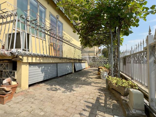 Appartamento in vendita di 83 m² in Via Manzoni