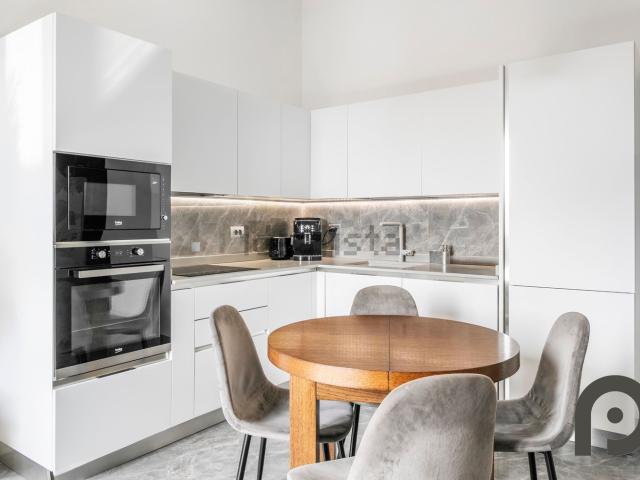Appartamento in vendita di 83 m² in Via Monte Rosa, 20