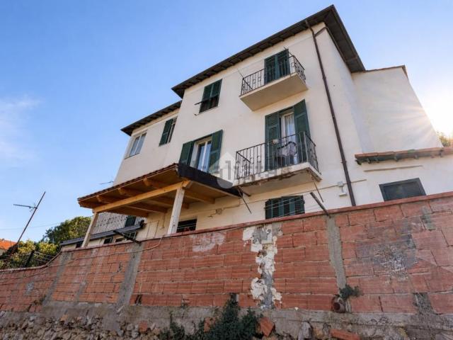 Appartamento in vendita di 83 m² in Via Monsignore Daffra, 30