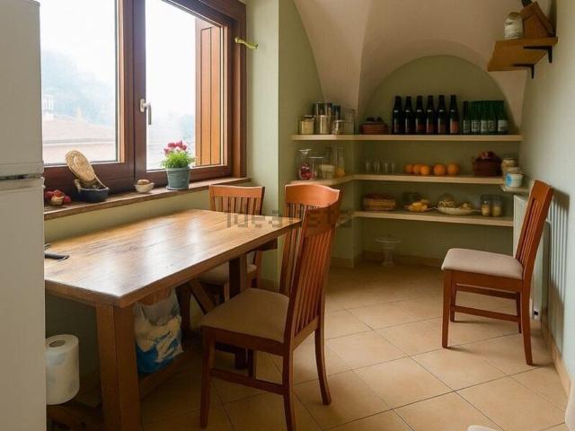 Appartamento in vendita di 83 m² in Via Pellegrino Poeta