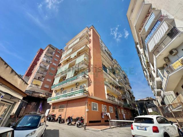 Appartamento in vendita di 83 m² in Via Pietro Metastasio, 49