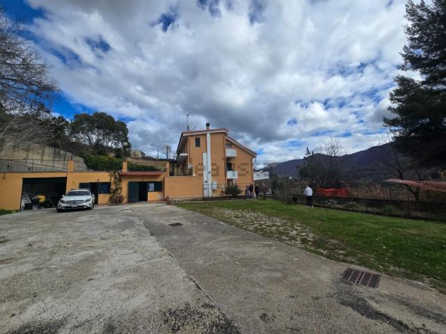 Appartamento in vendita di 83 m² in Via San Cosimato, 45
