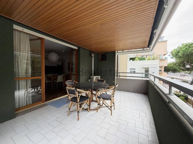 Appartamento in vendita di 83 m² in Viale Maria Ceccarini, 108
