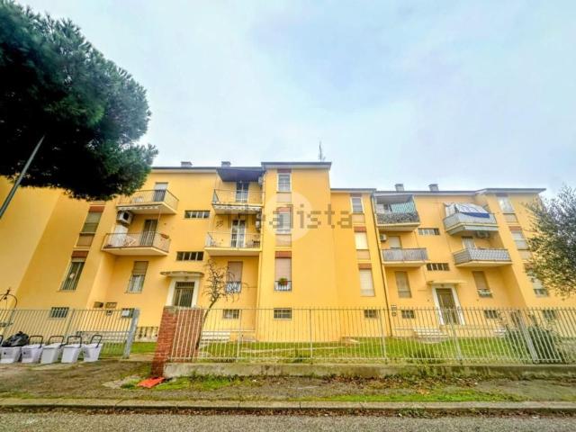 Appartamento in vendita di 83 m² in Viale Ciro Menotti, 109