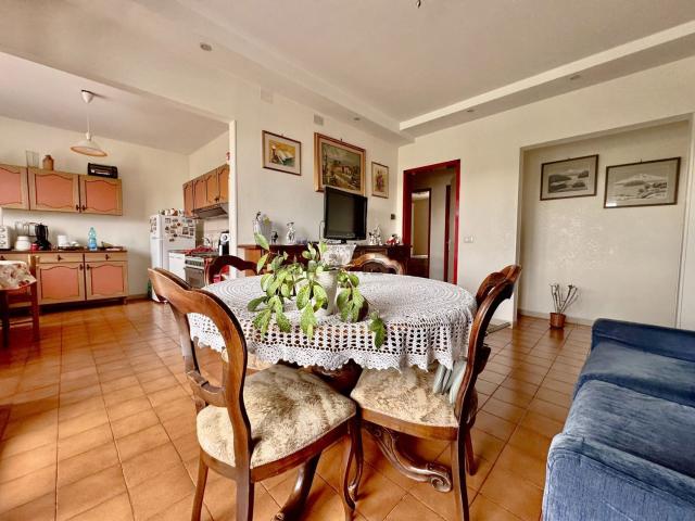 Appartamento in vendita di 83 m² in Viale Giorgio De Chirico, 62