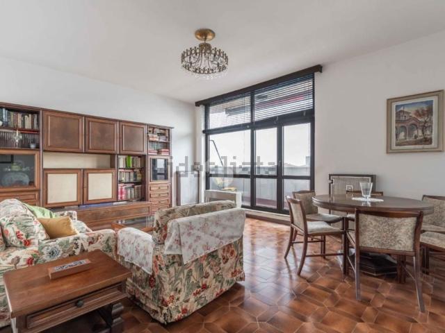 Appartamento in vendita di 83 m² in Viale Leonardo da Vinci, 8