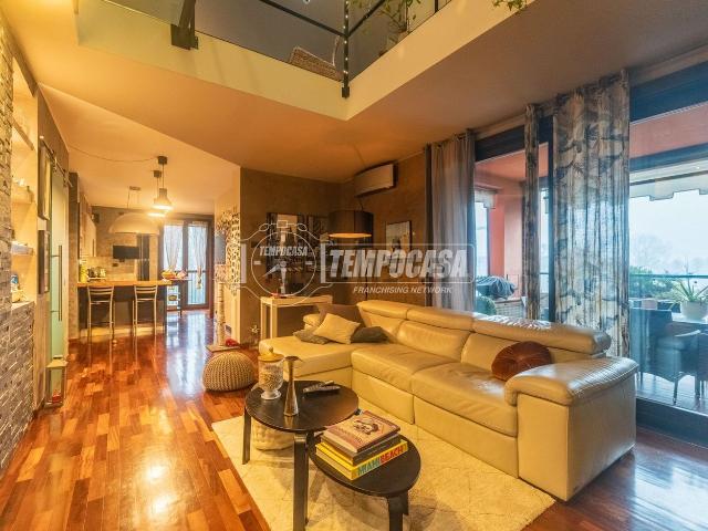 Appartamento in vendita di 83 m² in Viale Lombardia, 6