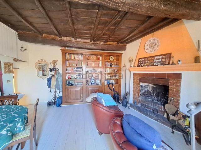 Appartamento in vendita di 80 m² in Borgo Umberto I, 39
