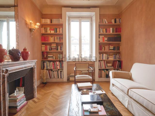 Appartamento in vendita di 80 m² in Corso Sempione, 104