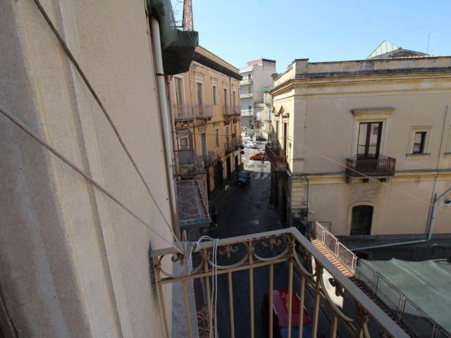 Appartamento in vendita di 80 m² in Cortile Teatro, 20