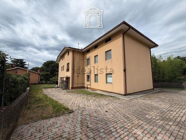 Appartamento in vendita di 80 m² in Frazione Duino
