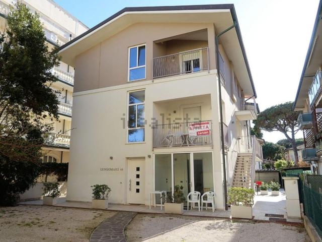Appartamento in vendita di 80 m² in Lungomare Grazia Deledda, 44