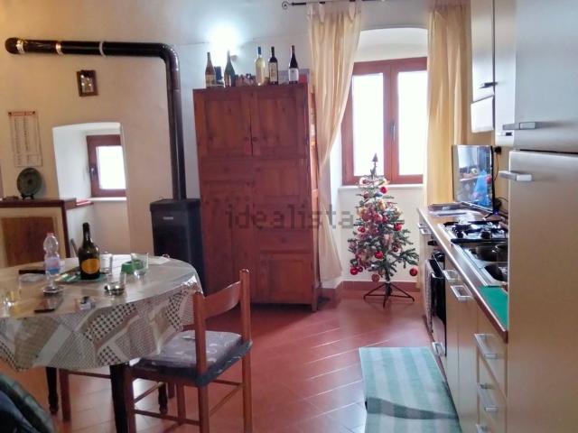 Appartamento in vendita di 80 m² in Largo Monastero, 77