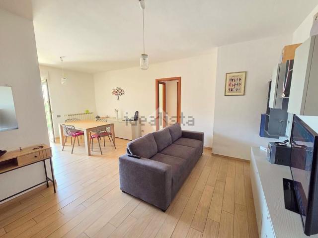 Appartamento in vendita di 80 m² in Largo F. Cavalli, 2
