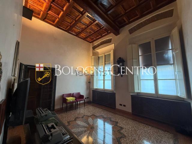 Appartamento in vendita di 80 m² in Piazza Aldrovandi