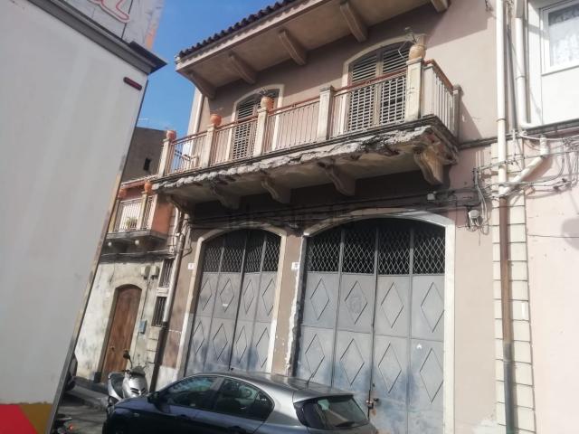 Appartamento in vendita di 80 m² in Piazza Campotrincerato