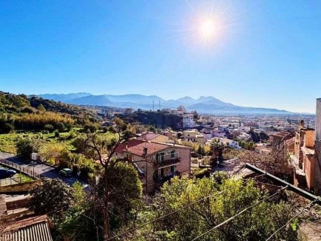 Appartamento in vendita di 80 m² in Piazza Cimalonga