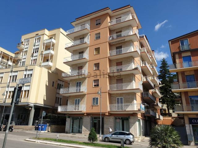 Appartamento in vendita di 80 m² in Piazza Europa, 84