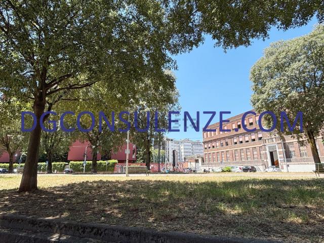 Appartamento in vendita di 80 m² in Piazzale Luigi Emanuele Corvetto