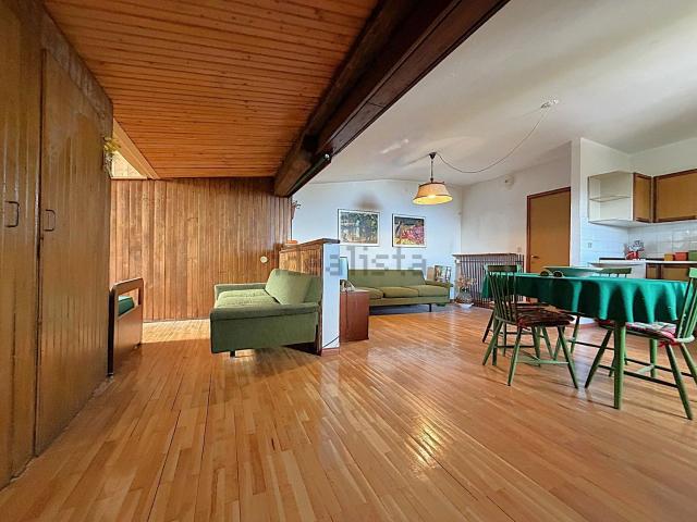 Appartamento in vendita di 80 m² in Strada del Norge, 35