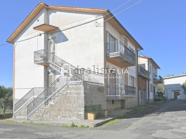 Appartamento in vendita di 80 m² in Strada Roccalvecce