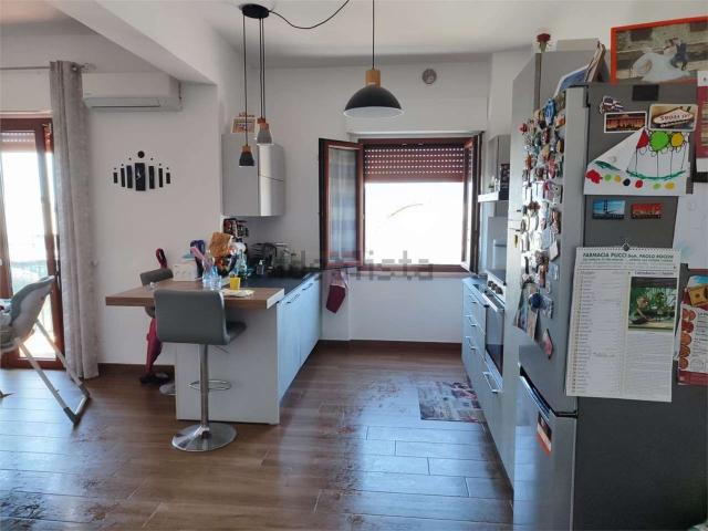 Appartamento in vendita di 80 m² in Strada Statale 1, 45