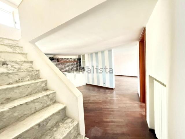 Appartamento in vendita di 80 m² in Vico dei Medici, 5