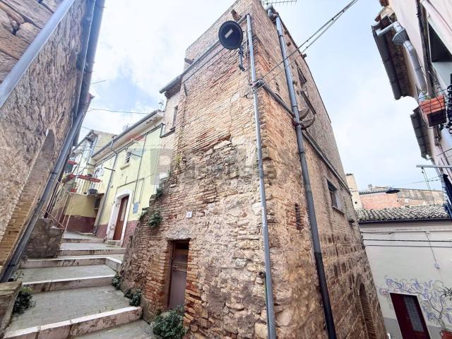 Appartamento in vendita di 80 m² in Vico V Duomo, 11