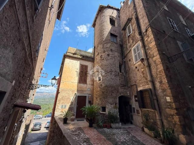 Appartamento in vendita di 80 m² in Vicolo delle Terme, 8