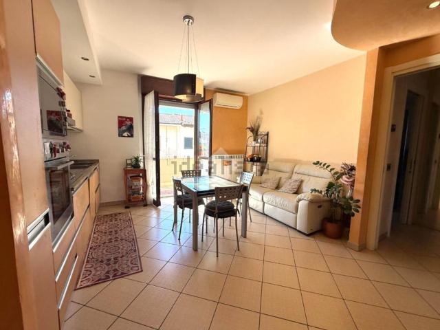 Appartamento in vendita di 80 m² in Via 27 Gennaio 1945, 2