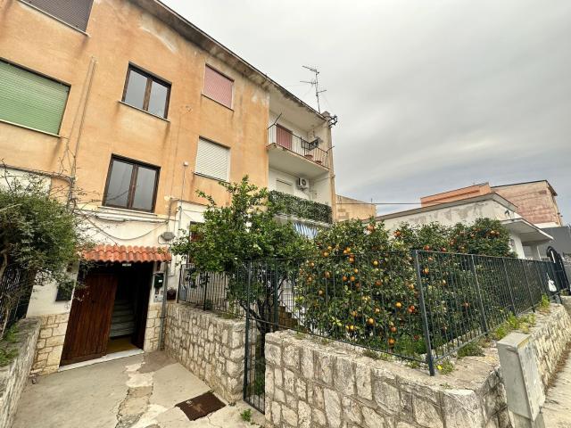 Appartamento in vendita di 80 m² in Via Tenente Filippo Testa, 9