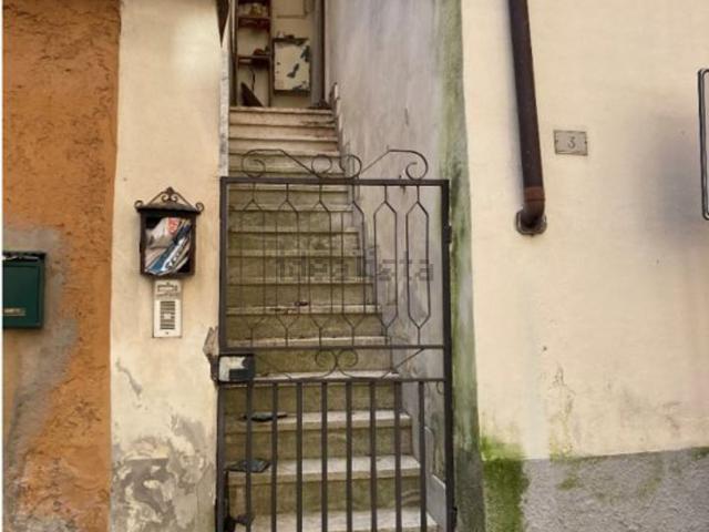 Appartamento in vendita di 80 m² in Via Tor di Floridi