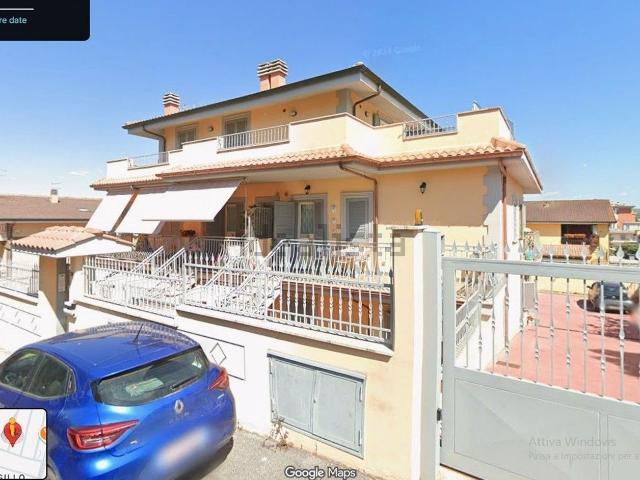 Appartamento in vendita di 80 m² in Via Torano Castello, 30