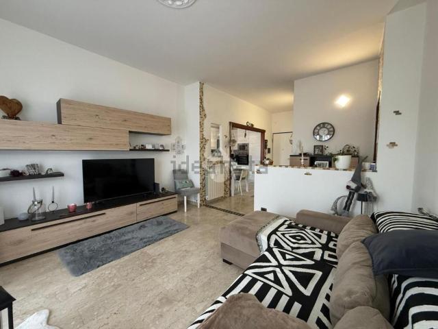 Appartamento in vendita di 80 m² in Via Tornaco, 8