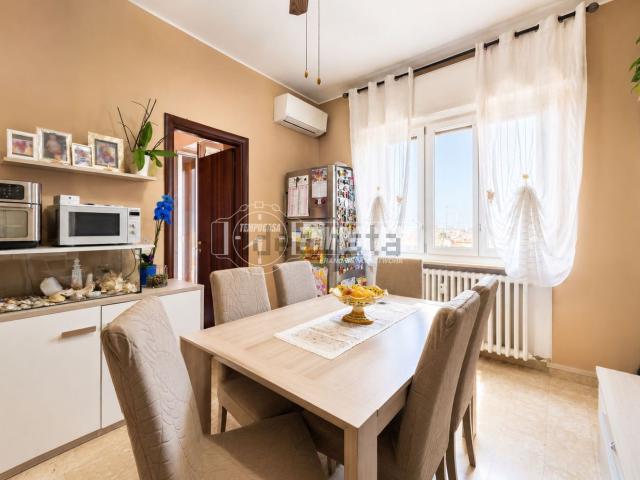 Appartamento in vendita di 80 m² in Via Trento, 7