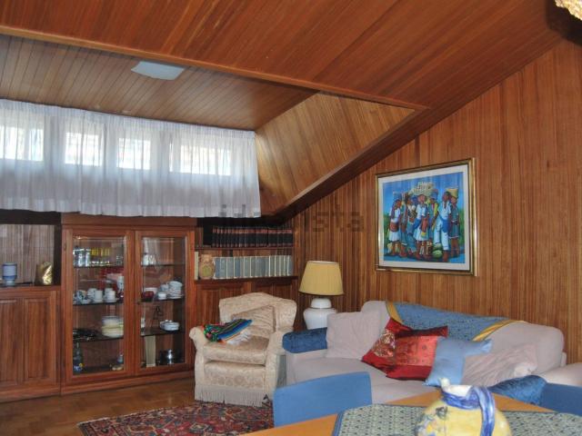 Appartamento in vendita di 80 m² in Via Trieste, 34