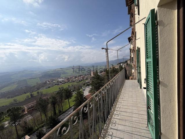 Appartamento in vendita di 80 m² in Via Ugo Betti, 23