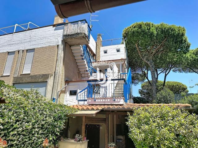 Appartamento in vendita di 80 m² in Via V. Veneto, 60